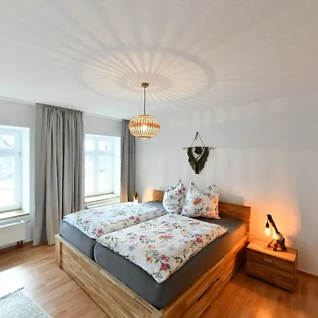 Am Altenlinderstall 公寓 林德拉